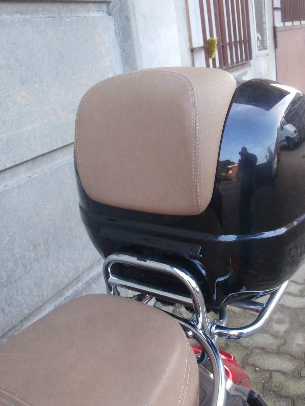 Vespa GTS 300 (2017 - 18) (12)