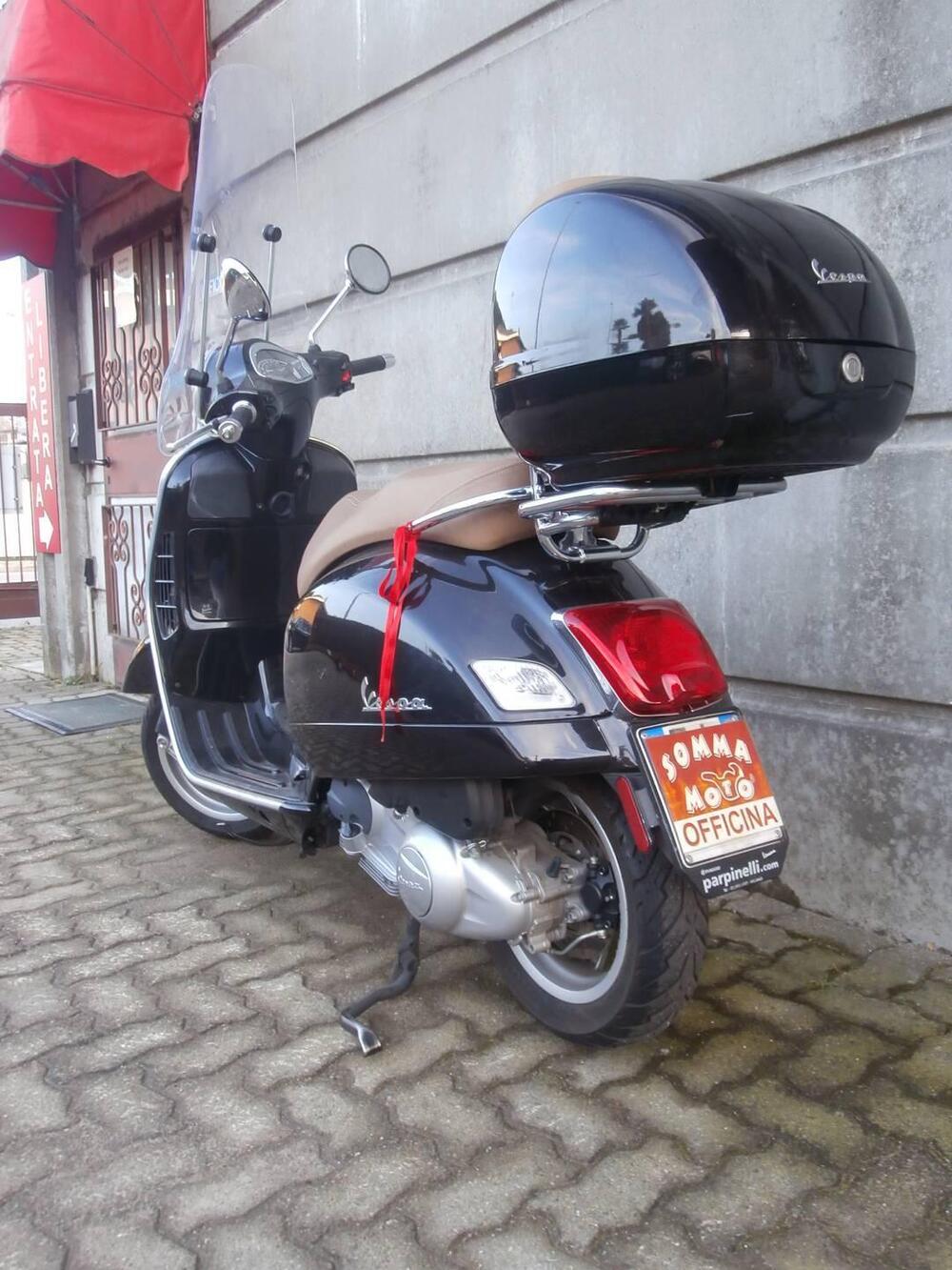 Vespa GTS 300 (2017 - 18) (6)