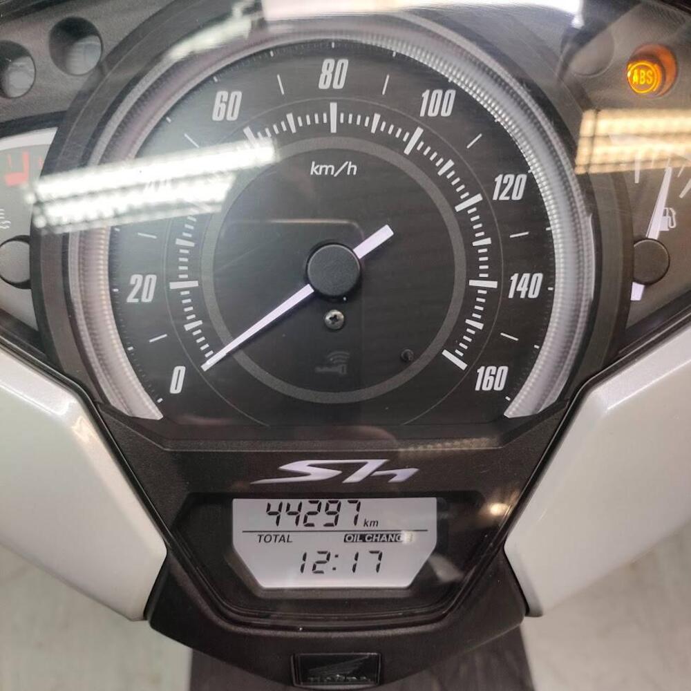 Honda SH 150 i (2017 - 19) (5)