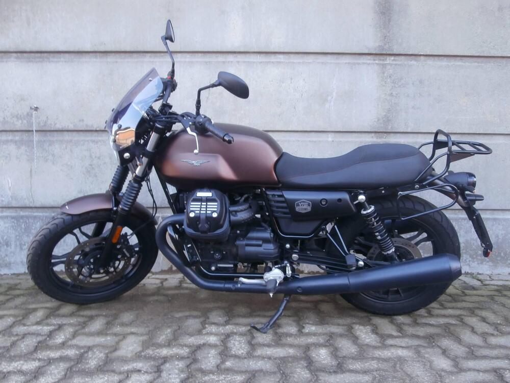 Moto Guzzi V7 III Stone Night Pack (2019 - 20) (5)