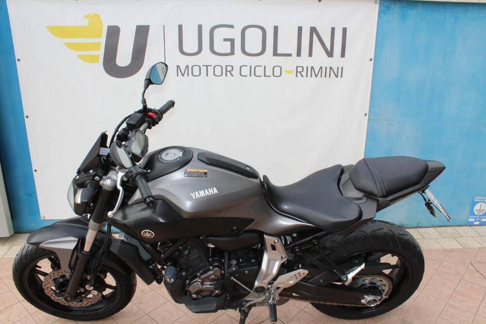 Yamaha MT-07 (2014 - 16) (2)