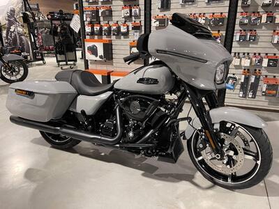 Harley-Davidson Street Glide (2024 - 26) nuova