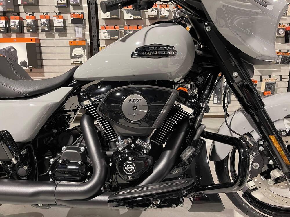 Harley-Davidson Street Glide (2024 - 26) (2)