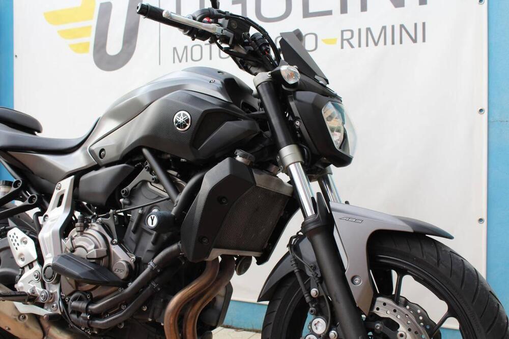 Yamaha MT-07 (2014 - 16) (9)