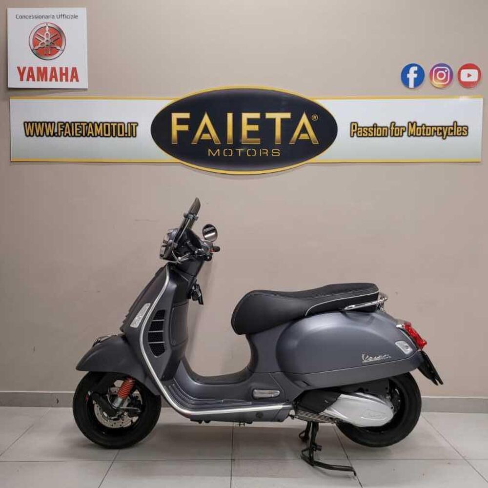 Vespa GTS 300 Super Hpe (2018 - 19)