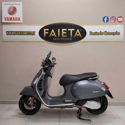 Vespa GTS 300 Super Hpe (2018 - 19) usata
