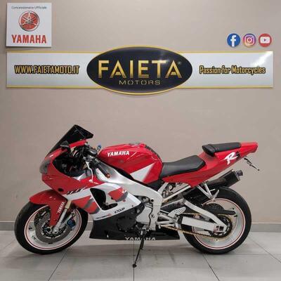Yamaha YZF R1 (2000 - 01) usata