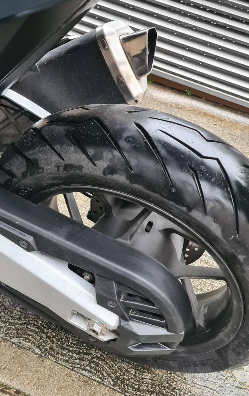 Honda Forza 750 DCT Urban (2021 - 24) (8)