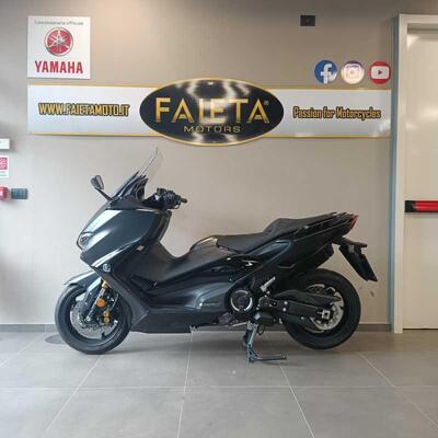 Yamaha T-Max 560 Tech Max (2020) usata