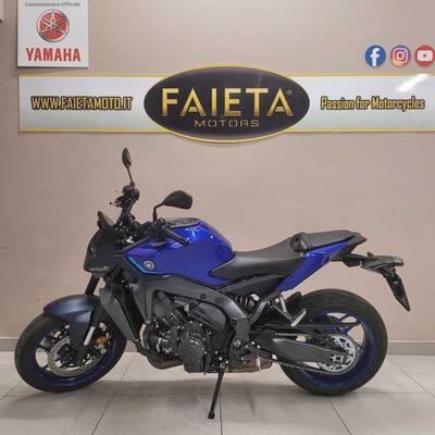 Yamaha MT-09 Y-AMT (2024 - 26) usata