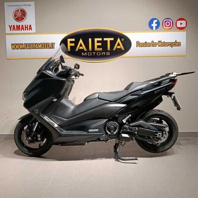 Yamaha T-Max 560 (2020 - 21) usata