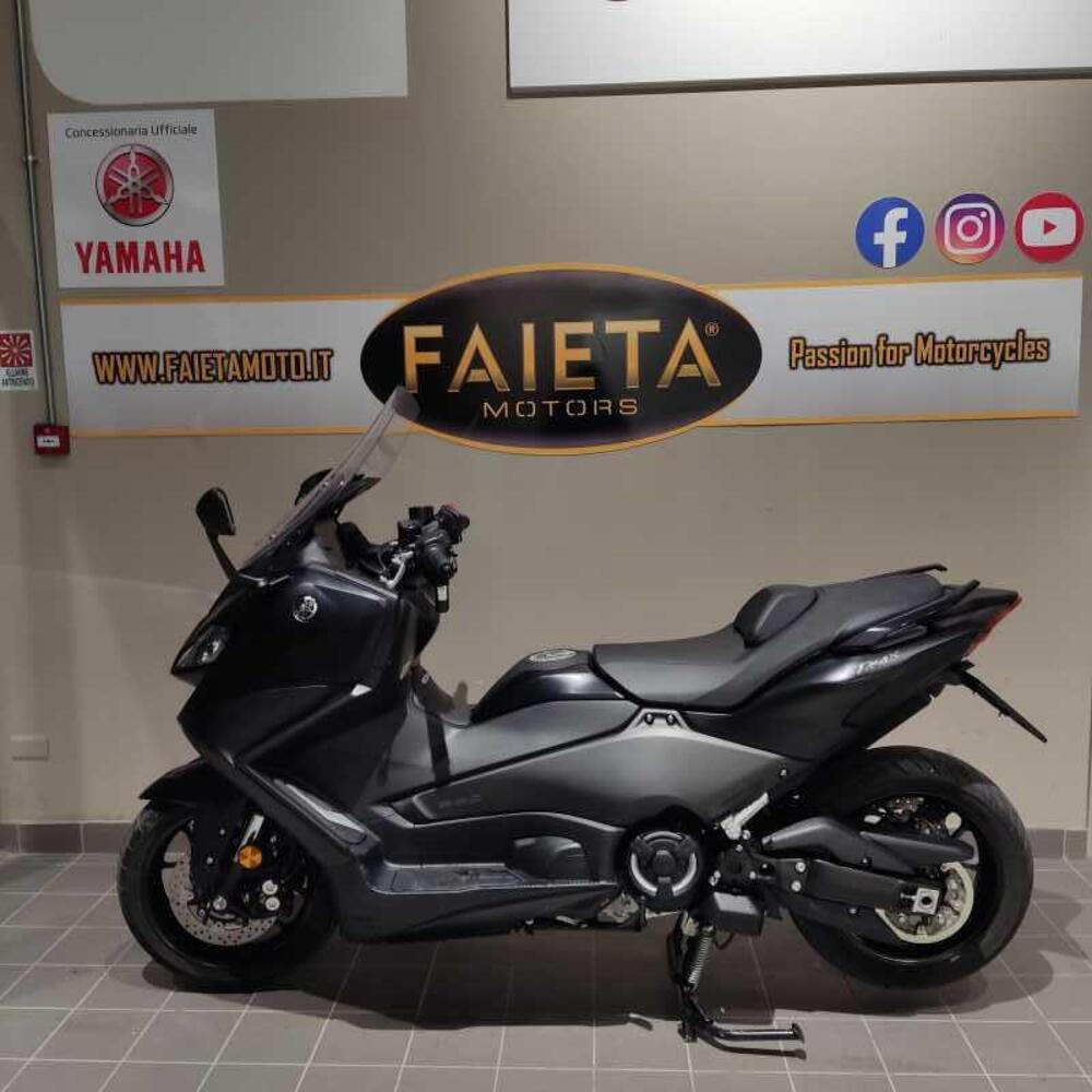 Yamaha T-Max 560 (2022 - 24)