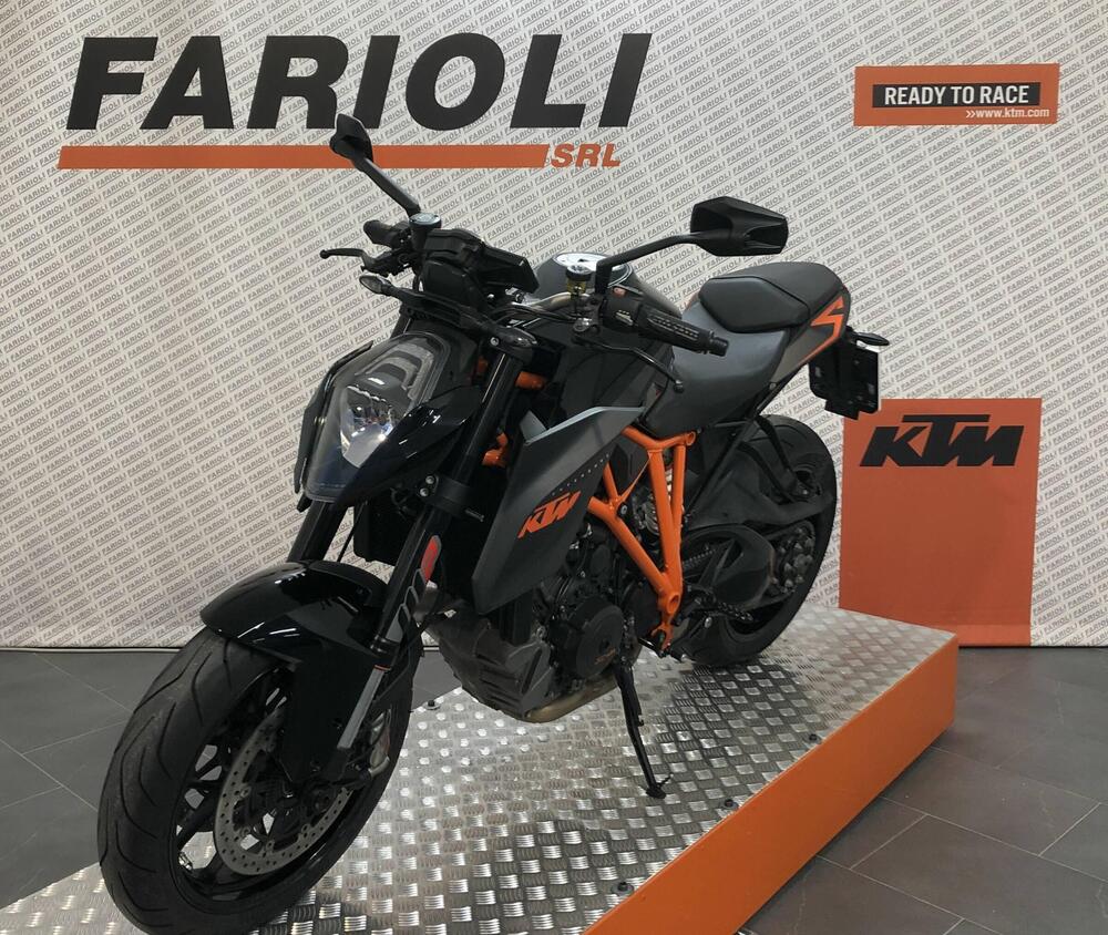 KTM 1290 Super Duke R SE ABS (2016) (5)
