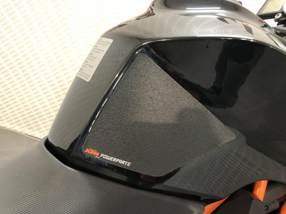 KTM 1290 Super Duke R SE ABS (2016) (8)