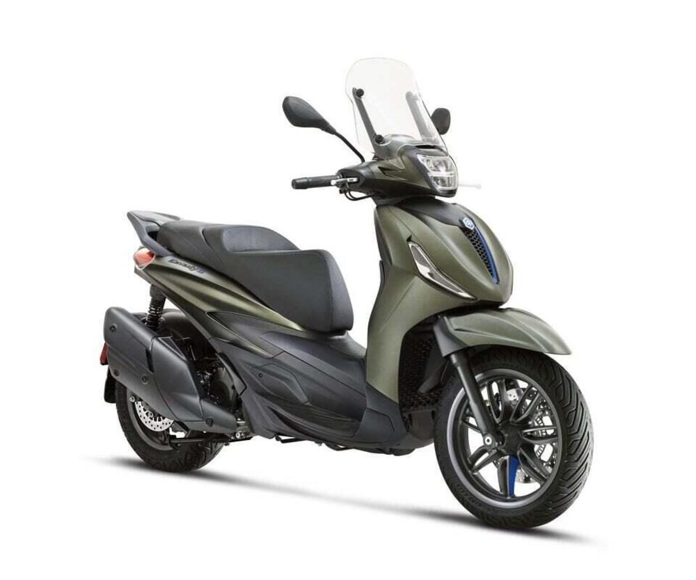Piaggio Beverly 400 S (2025 - 26) (2)