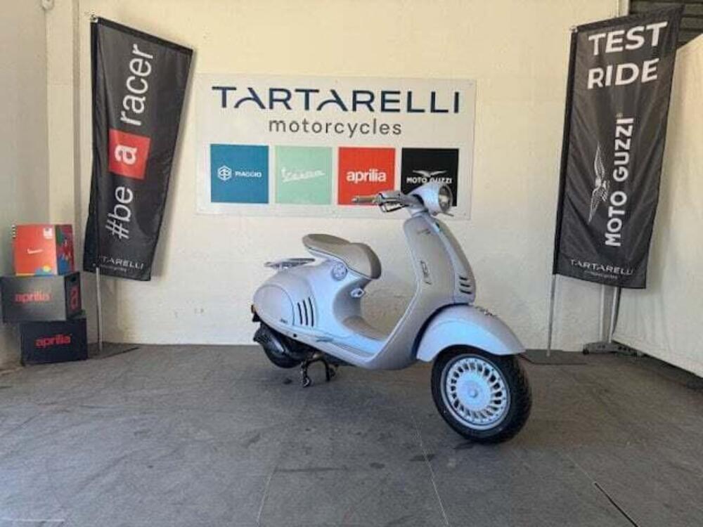 Vespa Vespa 946 Snake 125 (2025) (4)