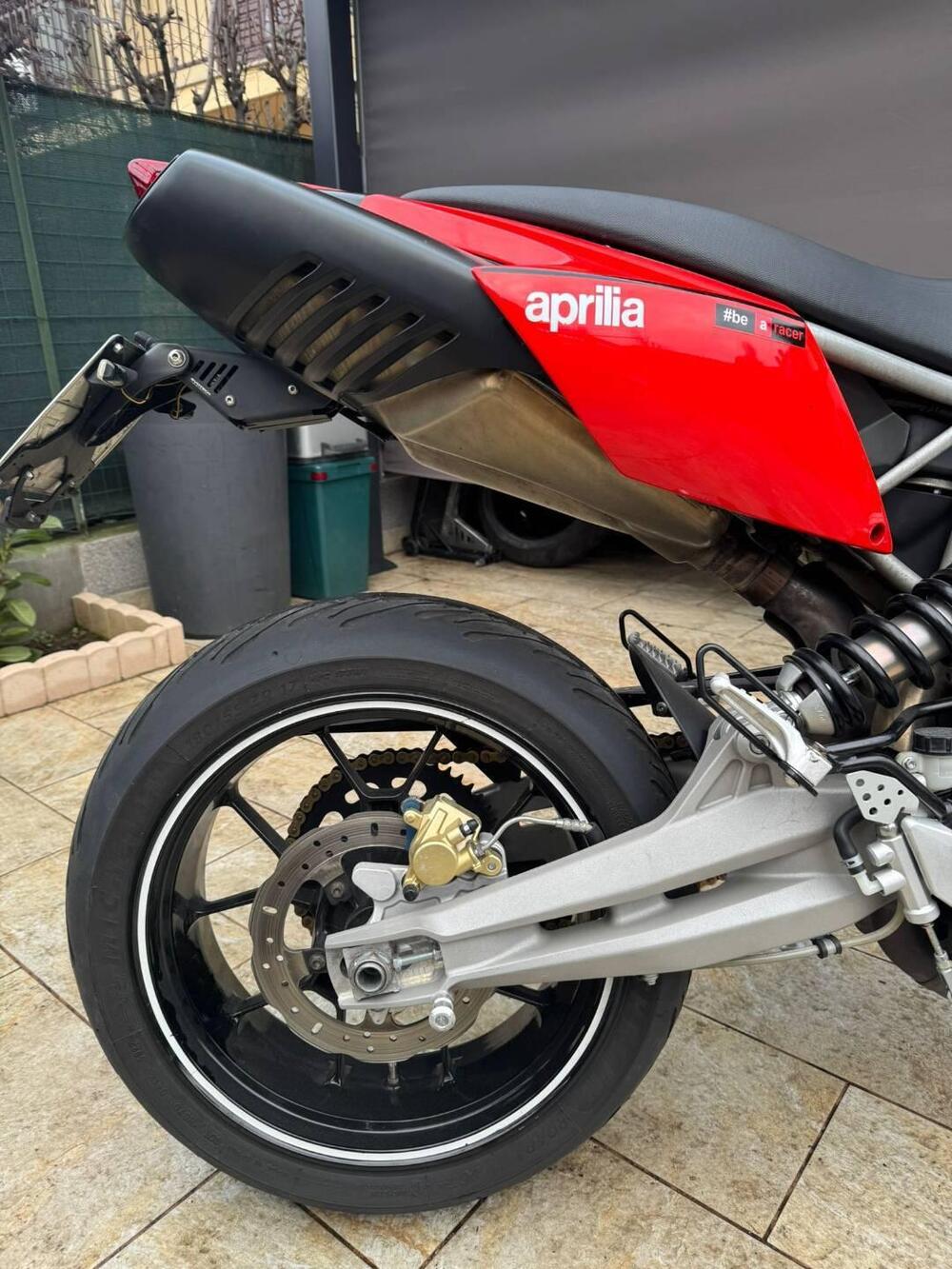 Aprilia Dorsoduro 750 (2009 - 14) (4)