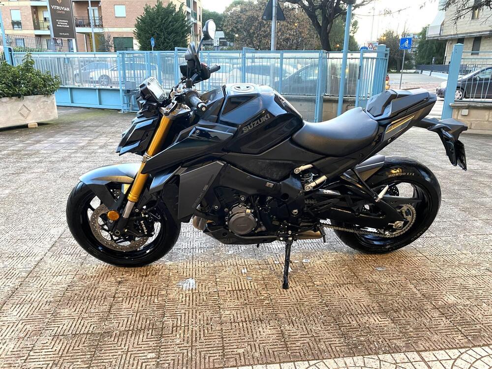 Suzuki GSX-S1000 (2021 - 25) (6)