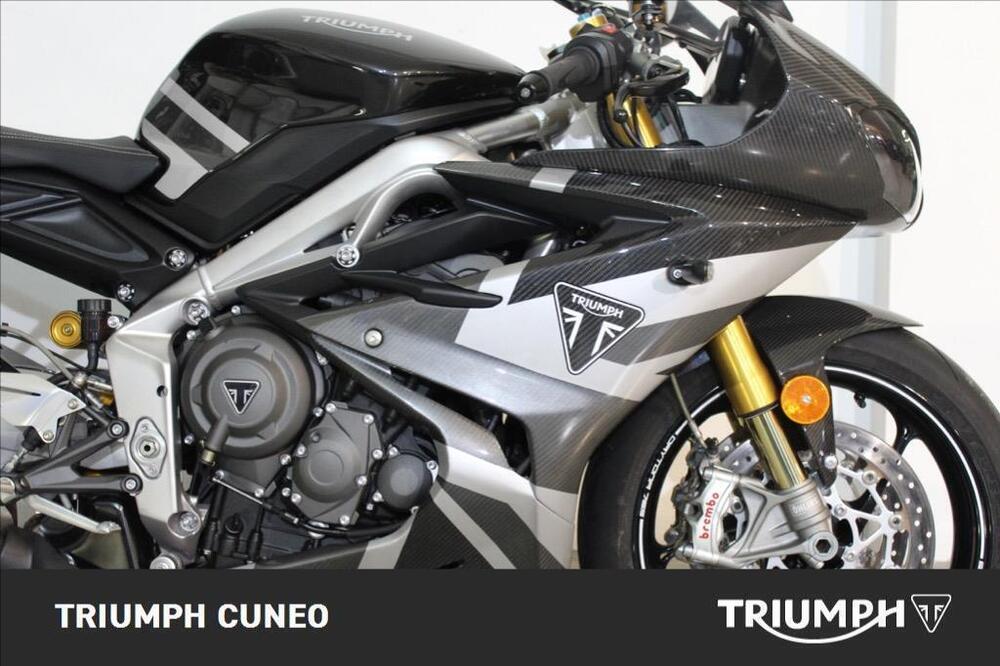 Triumph Daytona 765 Moto2 (2019 - 20) (5)