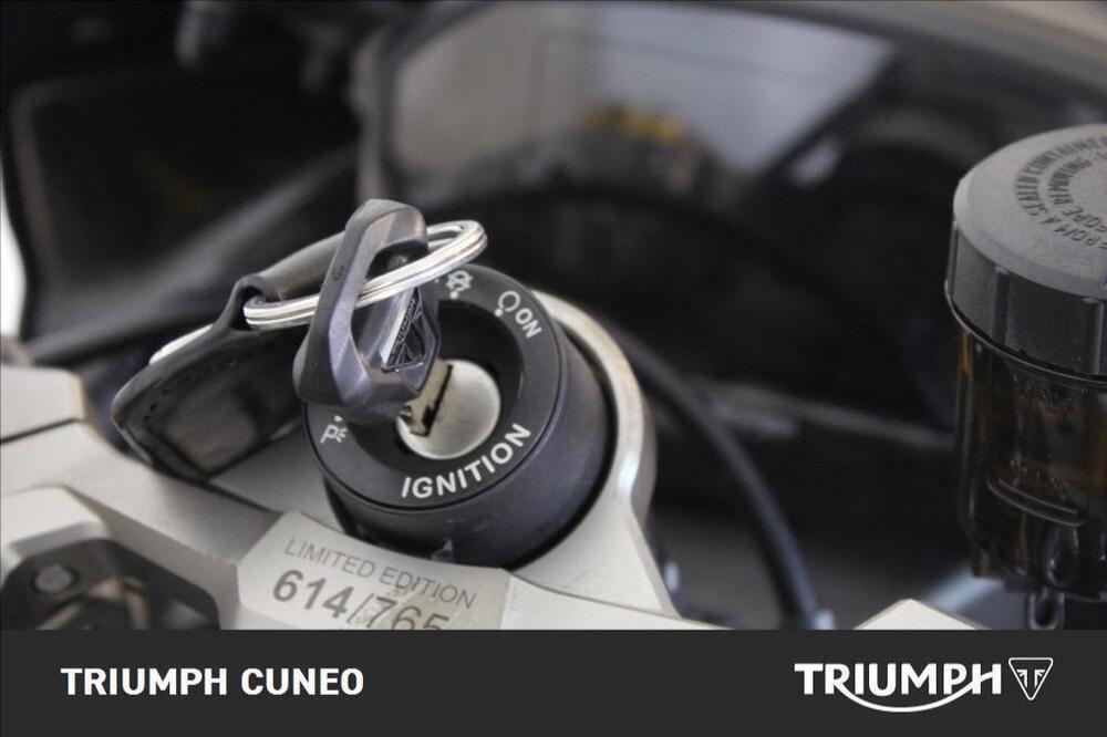 Triumph Daytona 765 Moto2 (2019 - 20) (8)