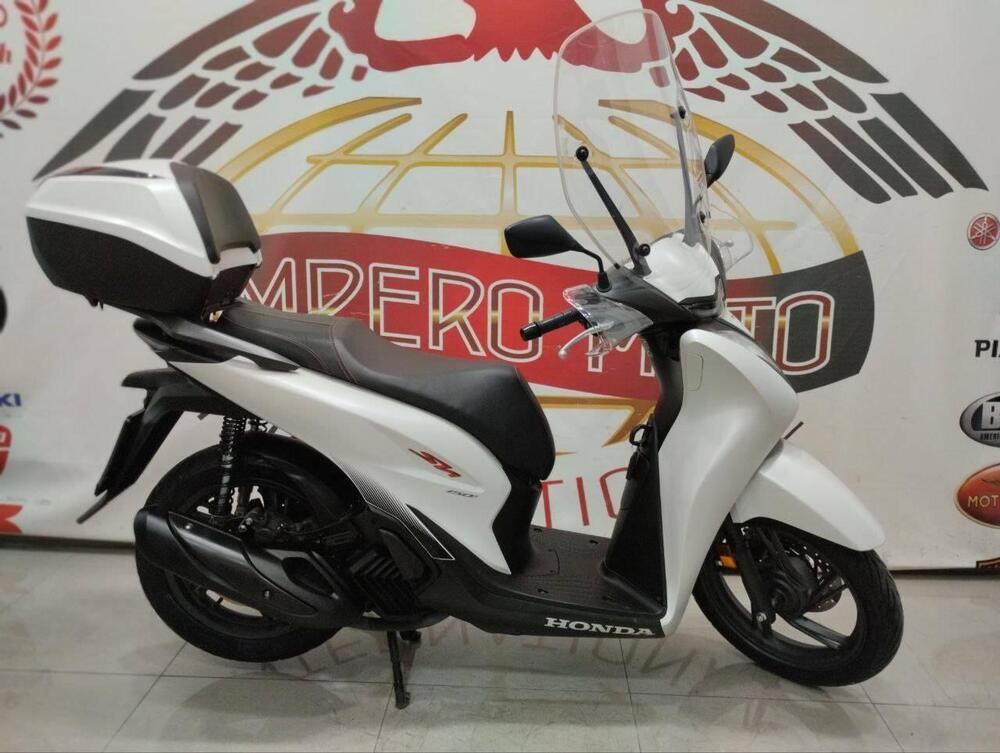Honda SH 150i Sport (2024 - 25) (2)
