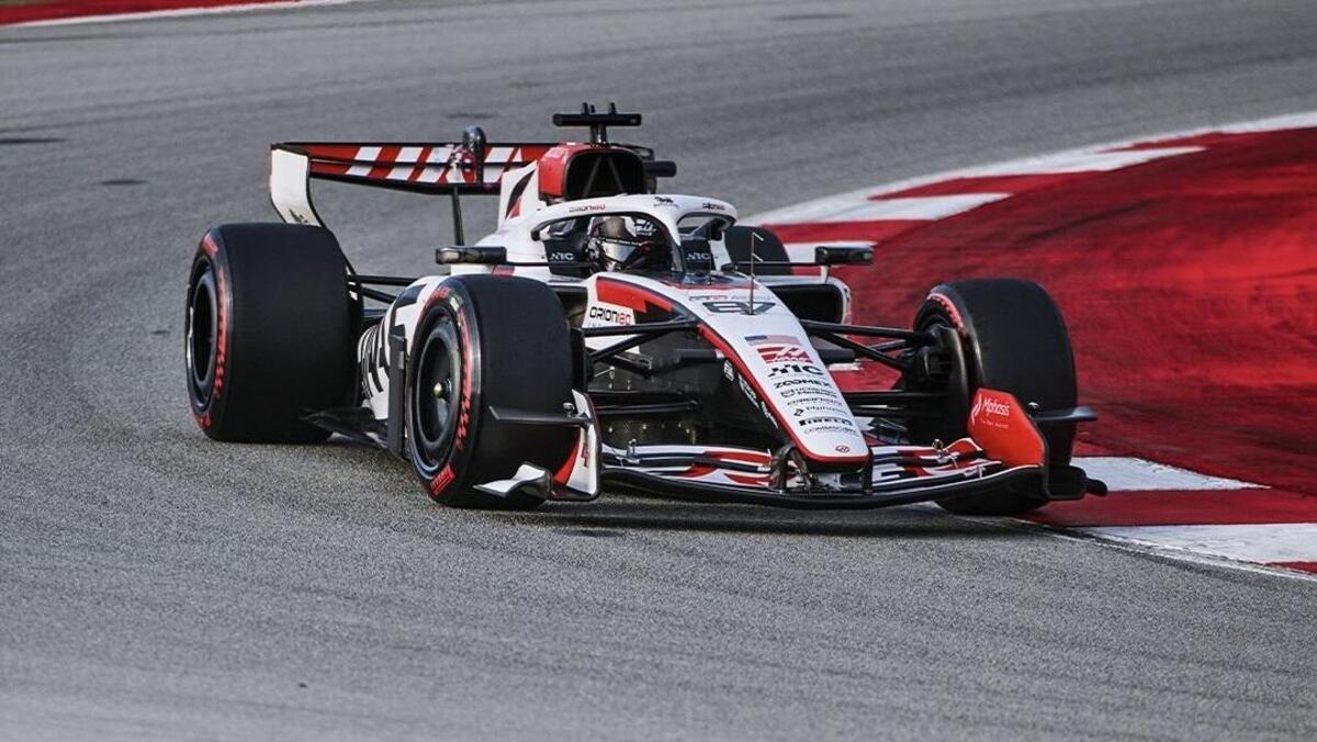 F1 2026, Bearman promuove la VF-26 dopo lo shakedown di Barcellona: “Giornata pulita, ho imparato tantissimo”