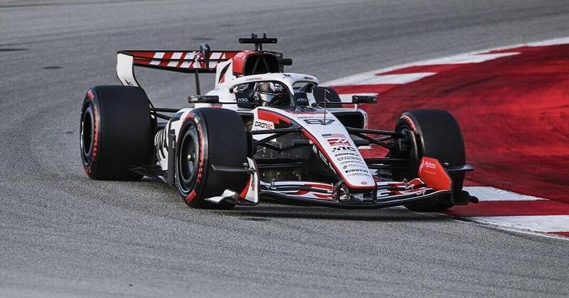 F1 2026, Bearman promuove la VF-26 dopo lo shakedown di Barcellona: &ldquo;Giornata pulita, ho imparato tantissimo&rdquo;
