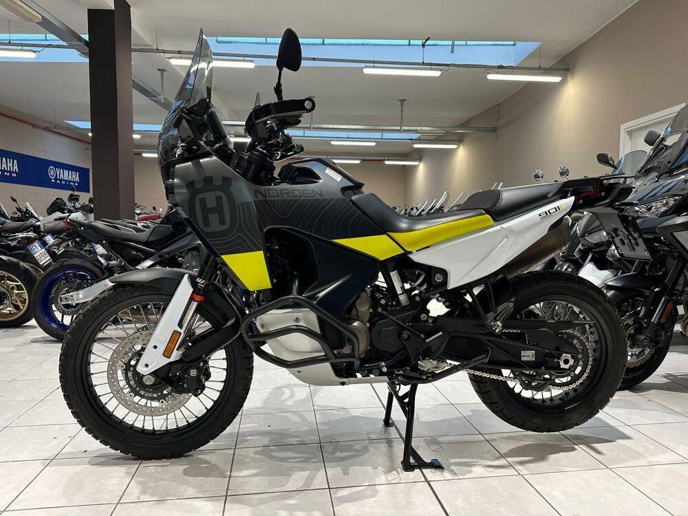 Husqvarna Norden 901 (2022 - 26) (3)