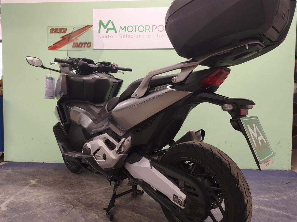 Honda Forza 750 DCT Urban (2021 - 24) (3)