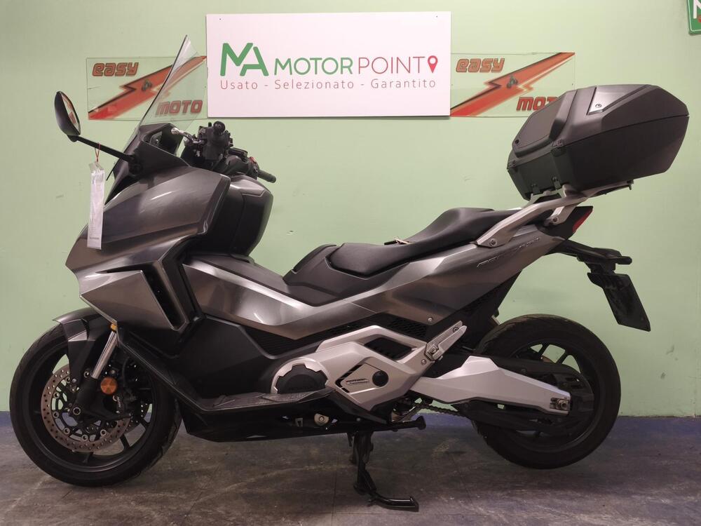 Honda Forza 750 DCT Urban (2021 - 24) (4)