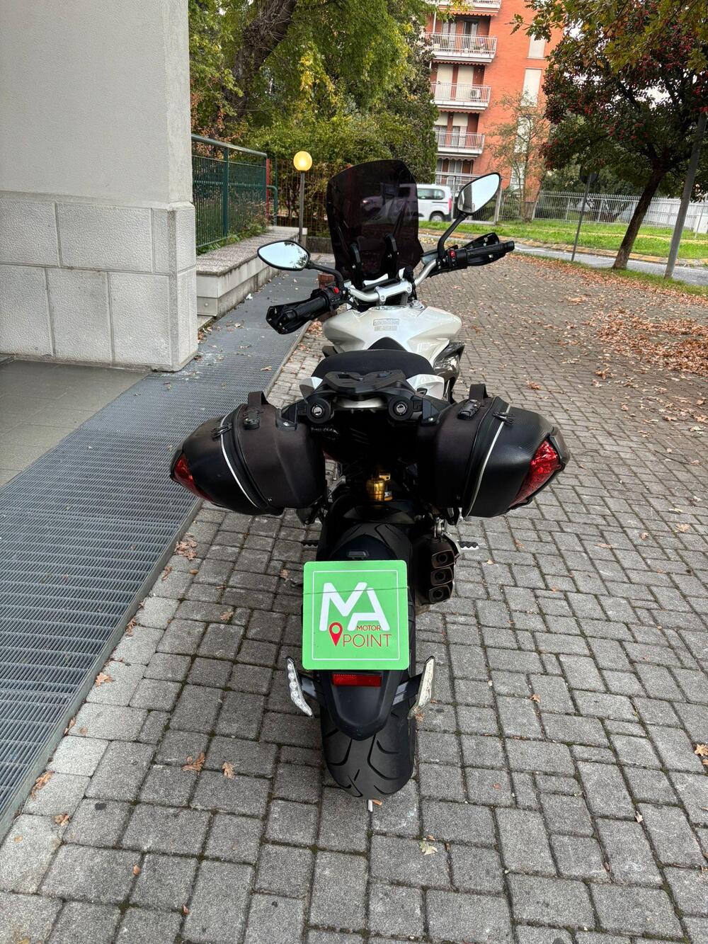 MV Agusta Stradale 800 EAS ABS (2015 - 17) (4)