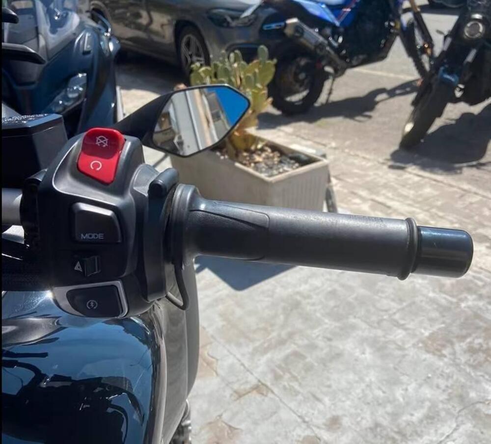 Yamaha Niken 890 GT (2023 - 26) (5)