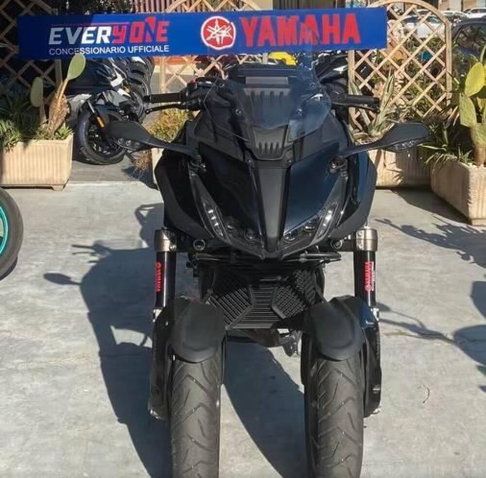 Yamaha Niken 890 GT (2023 - 26) (10)