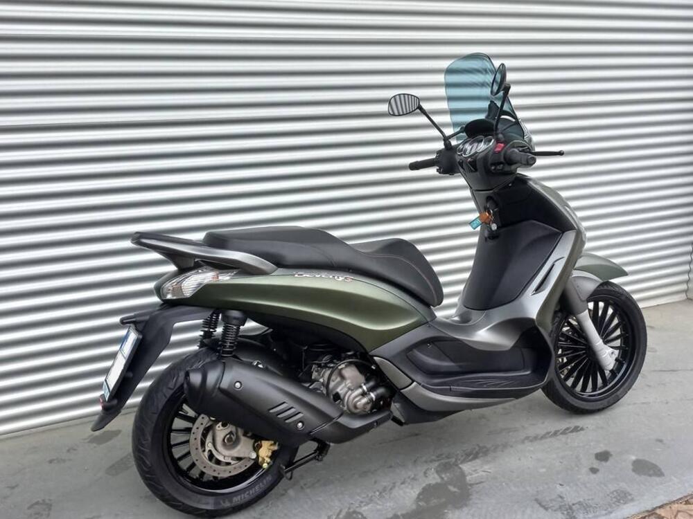 Piaggio Beverly 300 S i.e. (2015 - 16) (7)