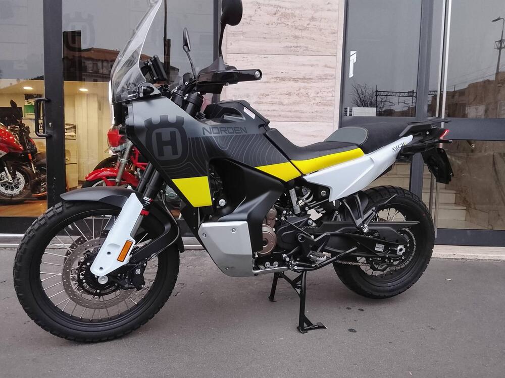 Husqvarna Norden 901 (2022 - 26)