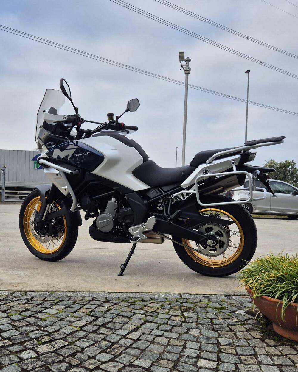 CFMOTO 700MT Adventure (2025 - 26) (3)