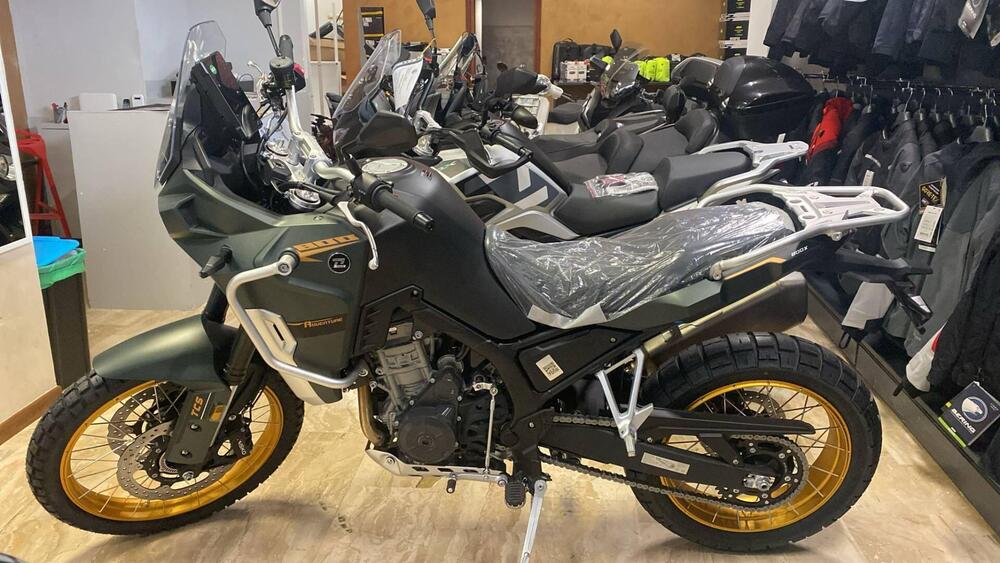 Kove 800X Pro (2024 - 25)