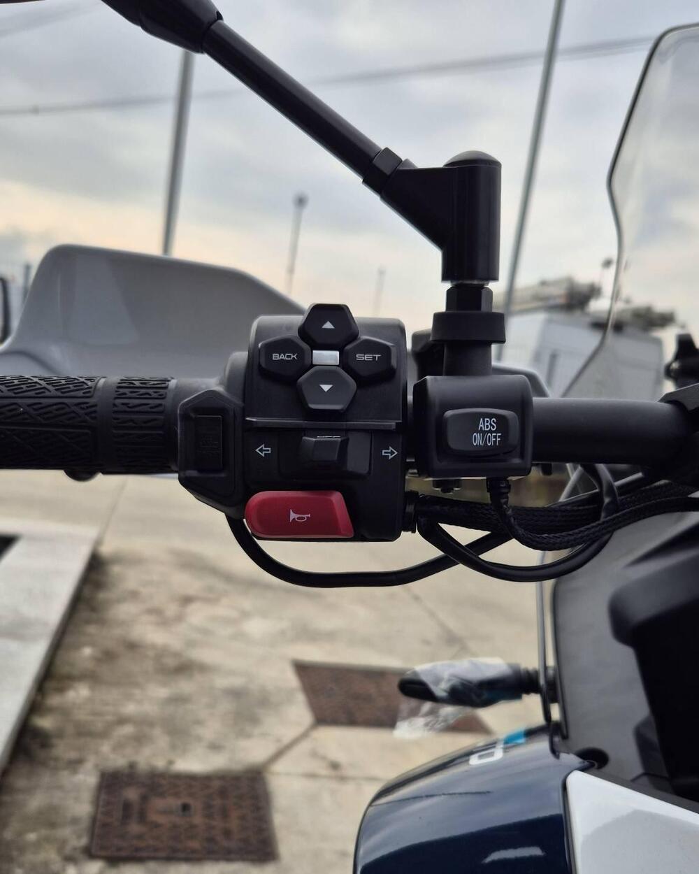 CFMOTO 700MT Adventure (2025 - 26) (6)