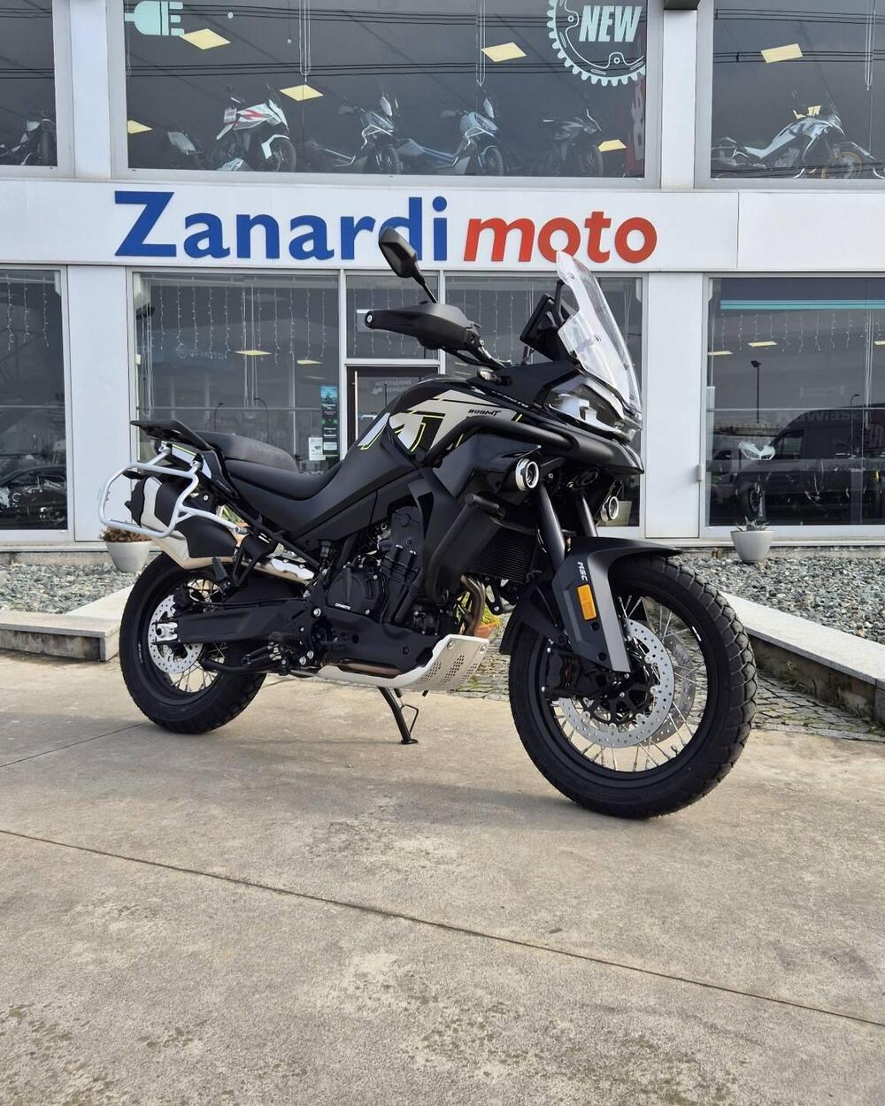 CFMOTO 800MT Explore (2023 - 26)