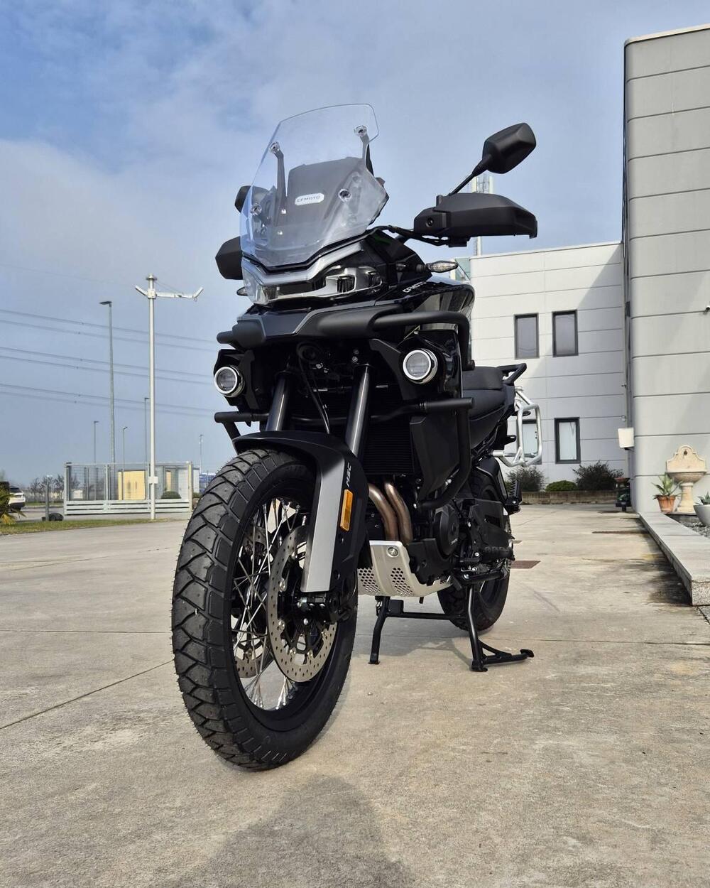 CFMOTO 800MT Explore (2023 - 26) (7)