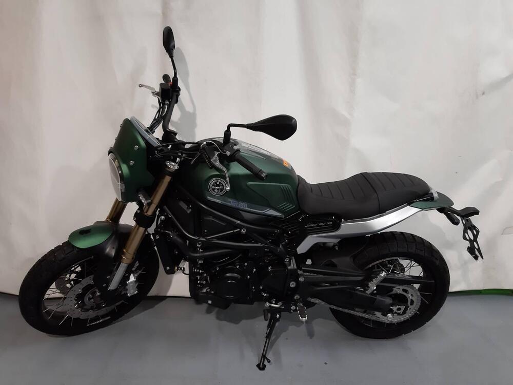 Benelli Leoncino 800 Trail (2022 - 26) (2)