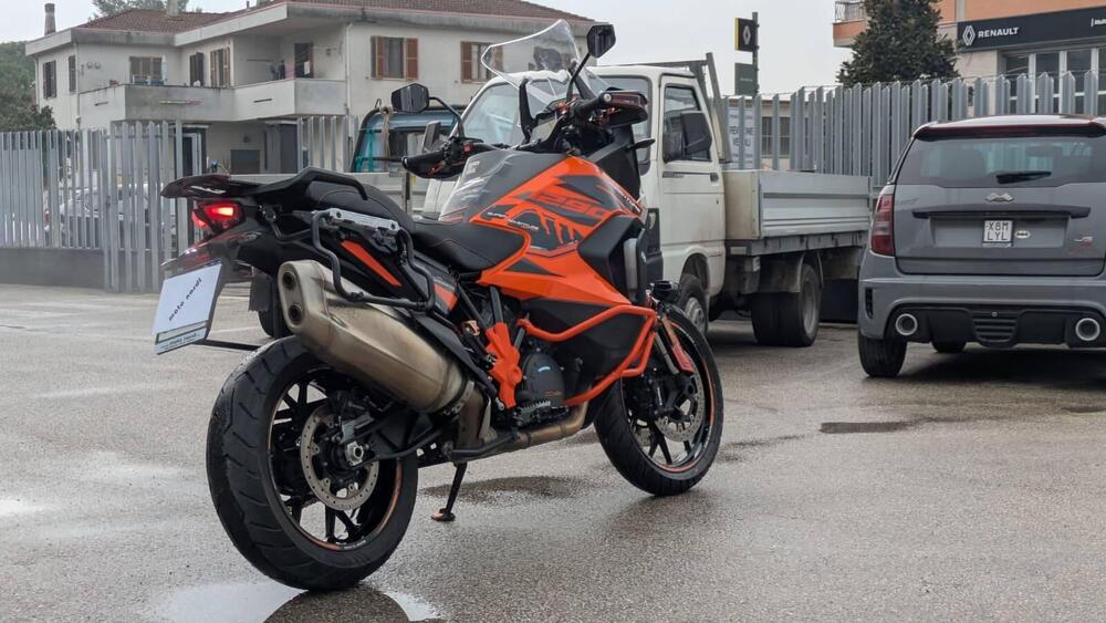KTM 1290 Super Adventure S (2021) (4)