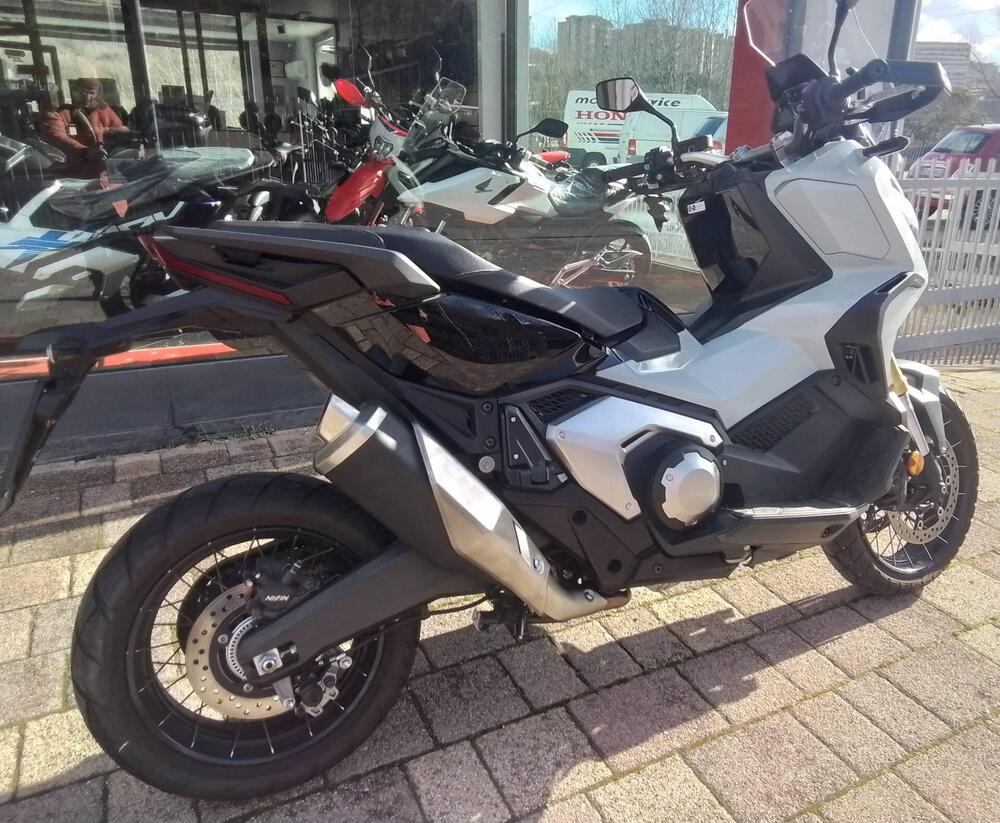 Honda X-ADV 750 DCT (2021 - 24) (17)