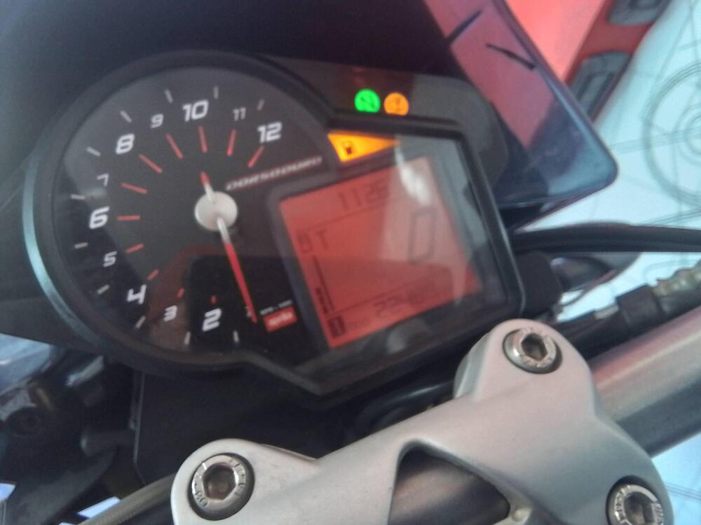 Aprilia Dorsoduro 750 (2009 - 14) (2)