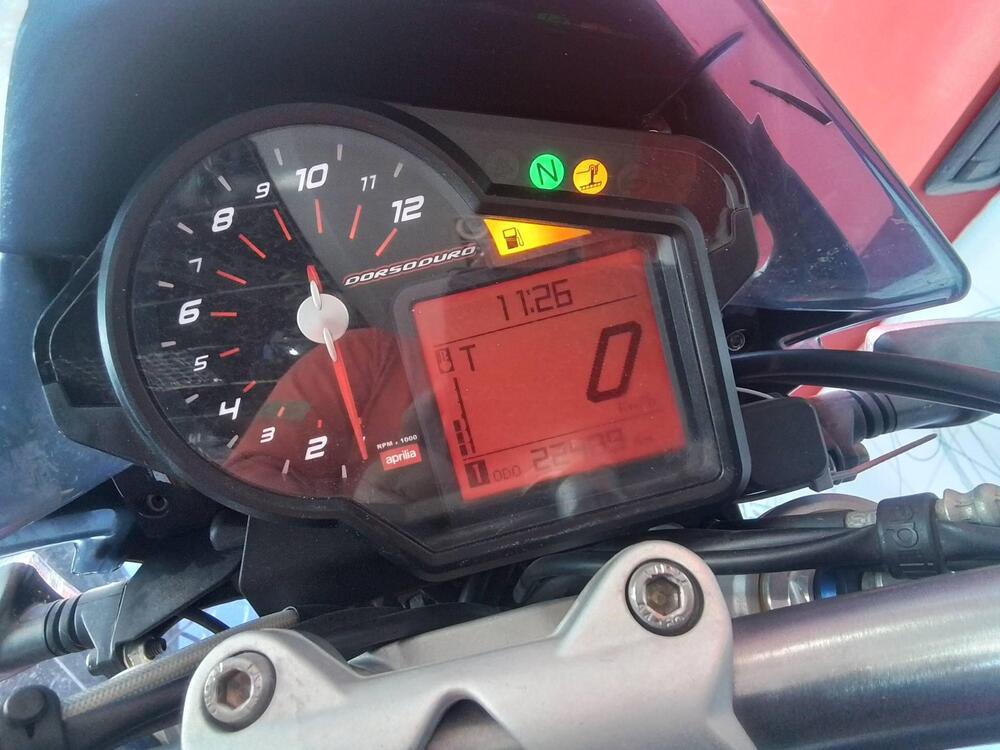 Aprilia Dorsoduro 750 (2009 - 14) (5)