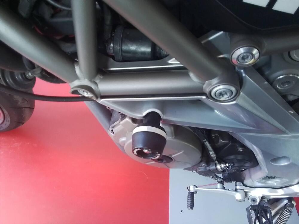 Aprilia Dorsoduro 750 (2009 - 14) (11)