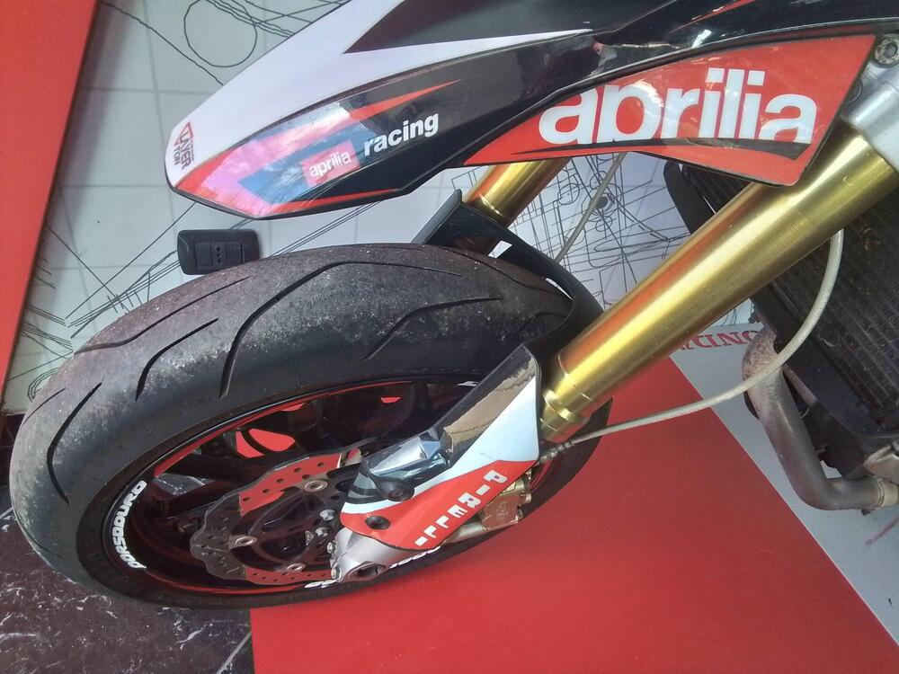 Aprilia Dorsoduro 750 (2009 - 14) (16)