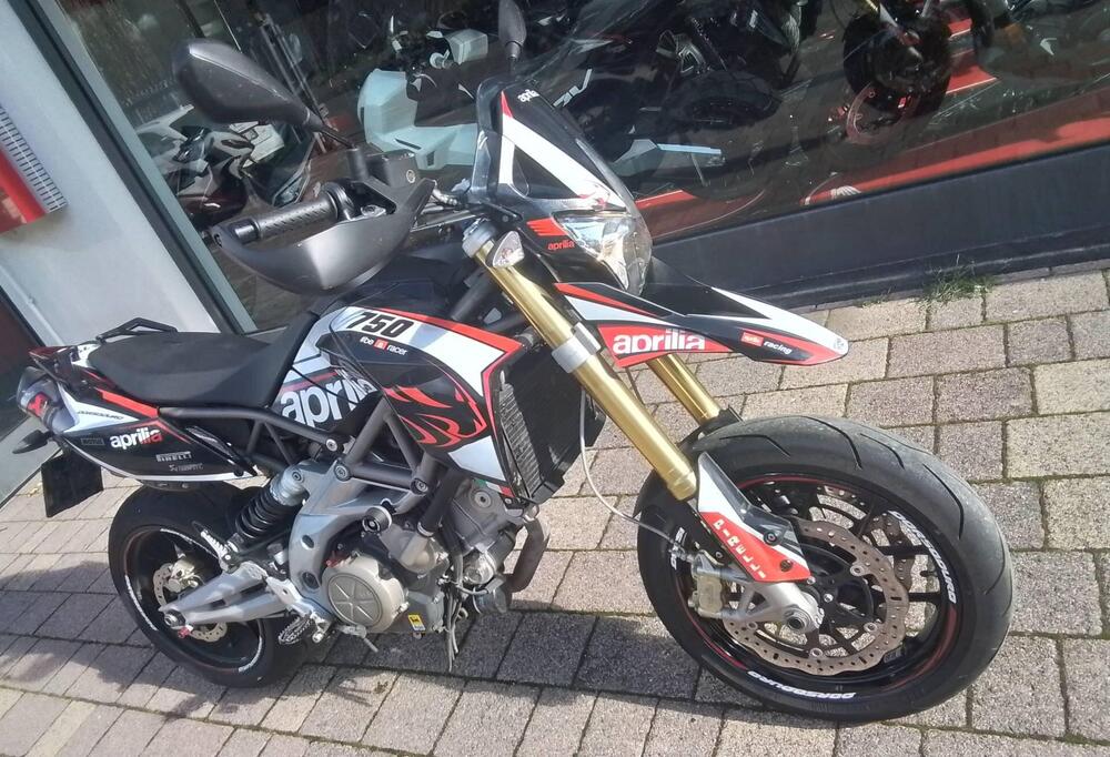 Aprilia Dorsoduro 750 (2009 - 14) (19)