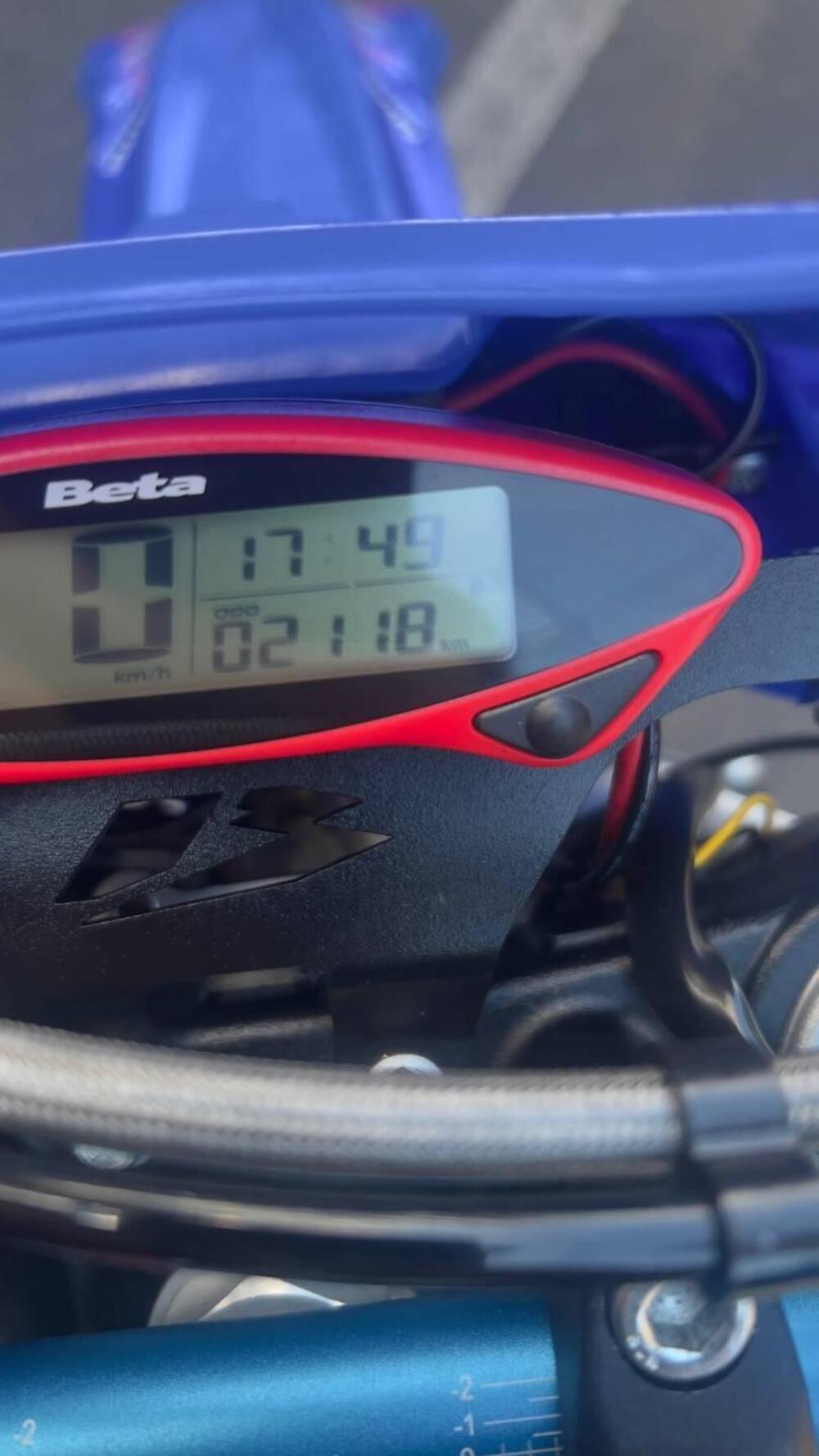 Betamotor RR 125 4T Enduro R (2024 - 26) (3)