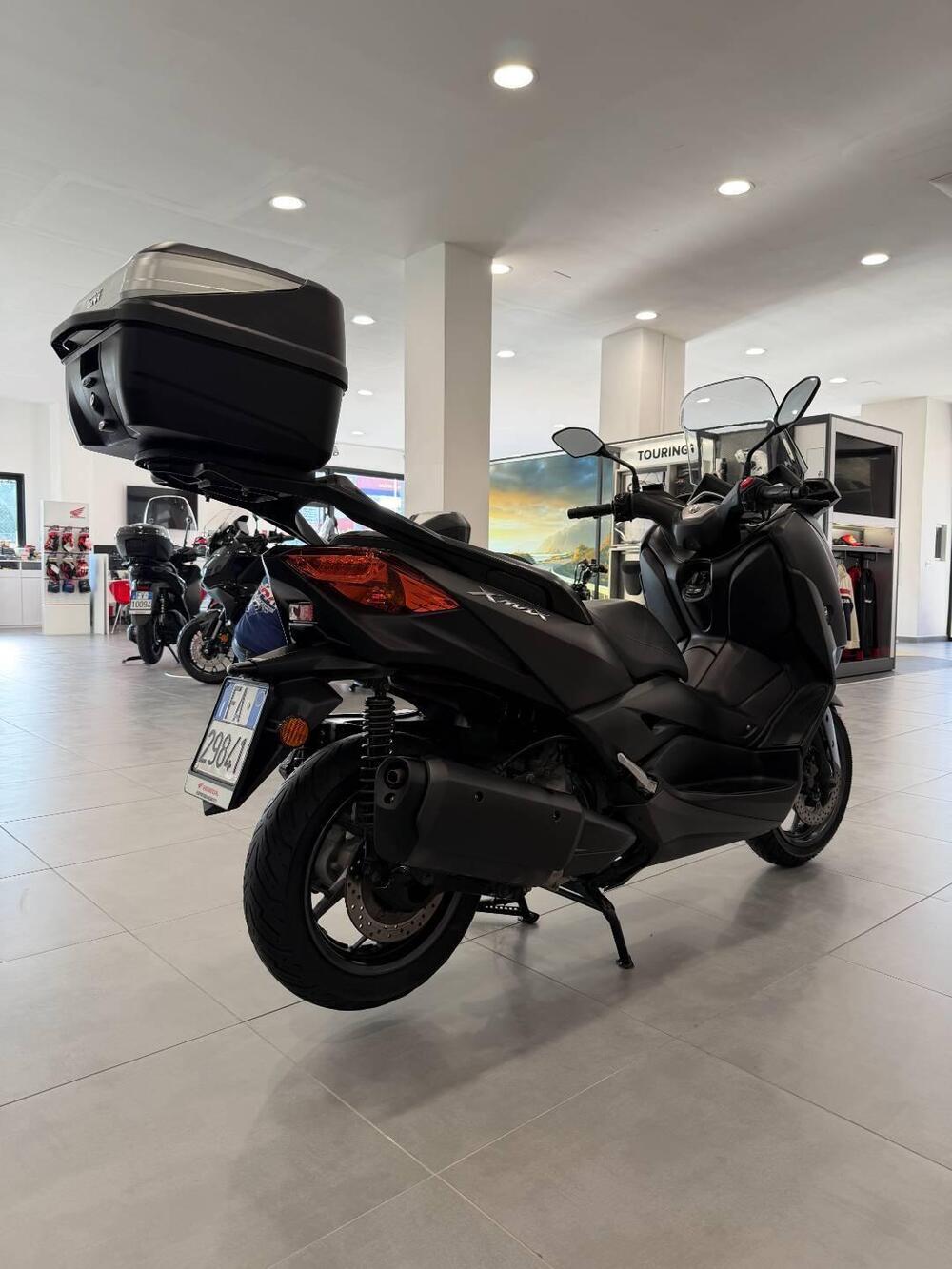 Yamaha X-Max 300 (2021 - 24) (7)